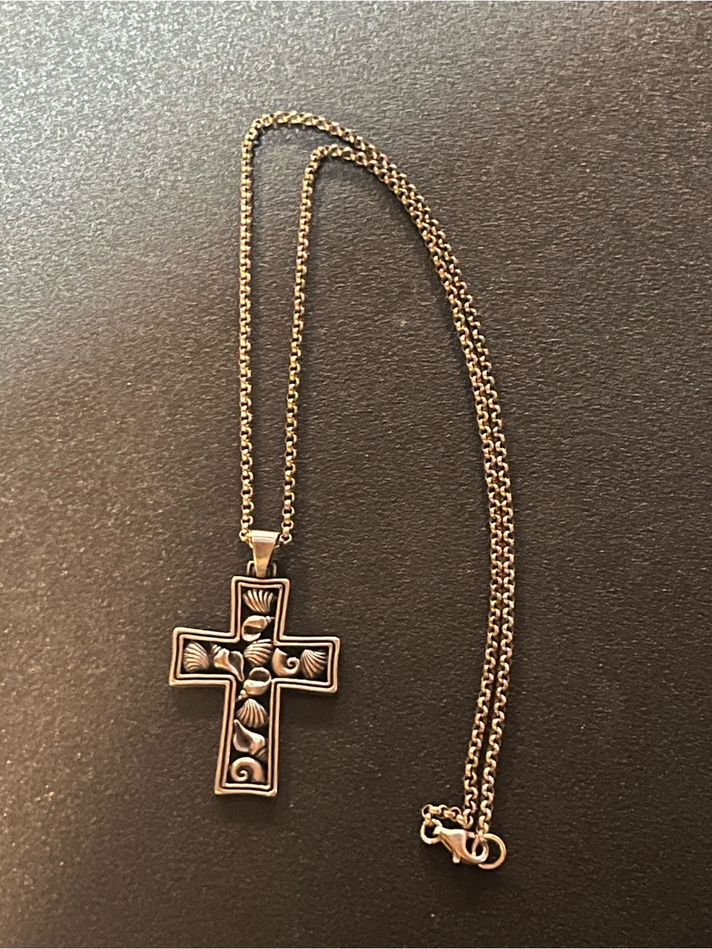 Retired James Avery Sterling seashell cross on 925 chain. - Picture 2 of 7